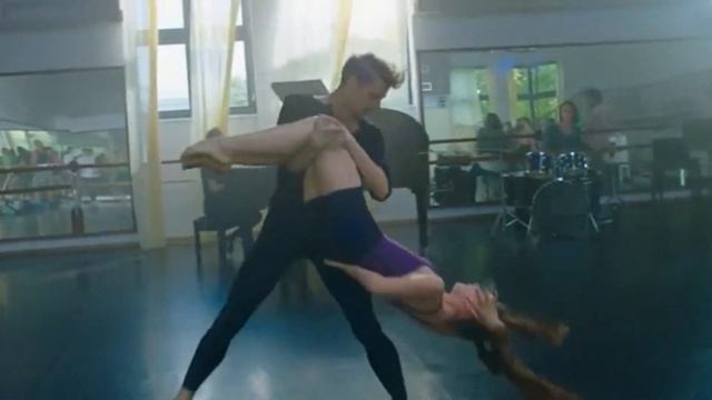 High Strung Free Dance/Liar Song Scene смотреть онлайн