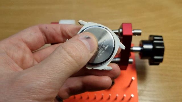 Часовой инструмент для открытия крышек часов,а так же для снятия звеньев браслета. смотреть онлайн