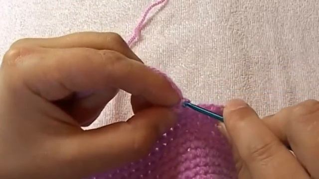 осенняя шапочка крючком на девочку 4х лет, вязание крючком смотреть онлайн