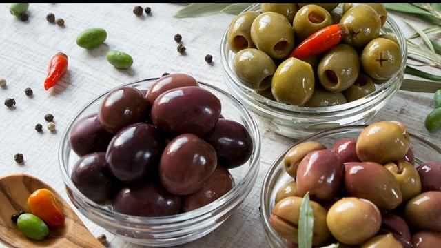 Чем отличаются маслины и оливки? смотреть онлайн