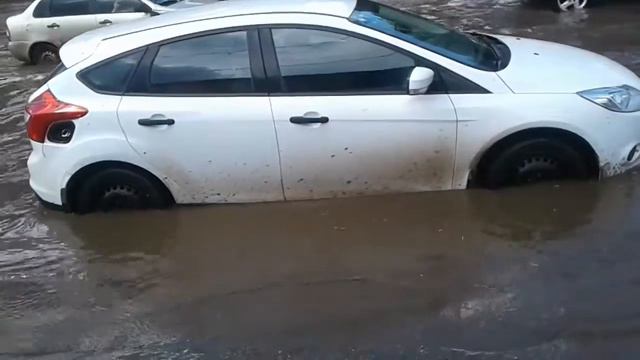 Самара плавает