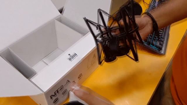 RODE NT2A Unboxing 2021 | Anil Amrit Rajbhar Official | Recording Mic Setup смотреть онлайн