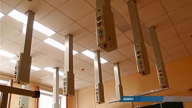 Комиссия оценила школу на 1000 мест, которая скоро откроется в Абакане смотреть онлайн