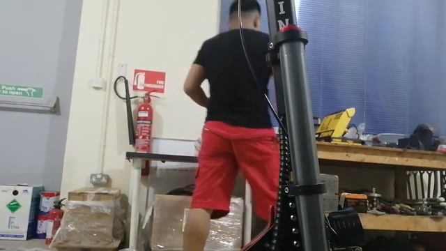 Part 2, Unboxing the Electric Scooter DK 10..Richard Mechanic Vlog.. смотреть онлайн