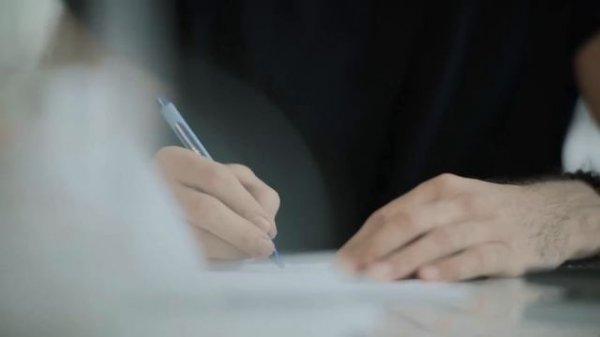 Muhriddin Xoliqov - Oyning o'n beshi qorong'u