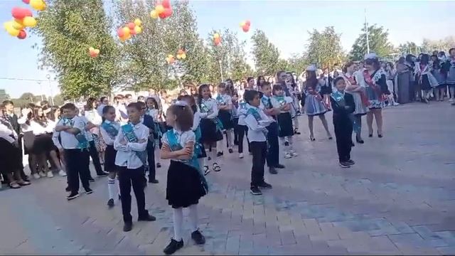 флеш моб для выпускников 4Класса смотреть онлайн