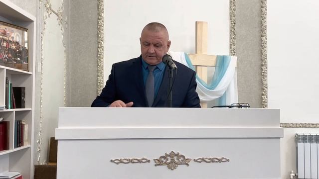Каким должен быть верующий, что он должен делать | Минаков В. смотреть онлайн
