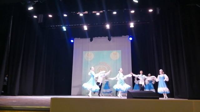 танец "Подушечка" от ансамбля Надежда смотреть онлайн