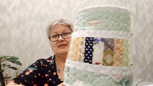 Получила подарки! Новые проекные сумки, и шикарную клубочничу. смотреть онлайн