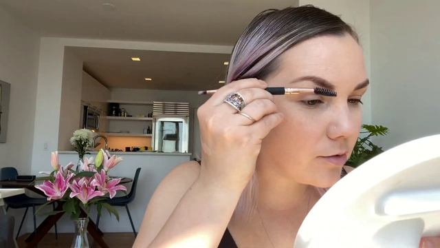GLOWY SKIN MAKEUP TUTORIAL FOR GIRLS OVER 30 | ALL DRUG STORE PRODUCTS смотреть онлайн