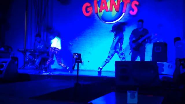 Crazy in Love by LaboLabz (Mocha Girls Franz and Mae) смотреть онлайн