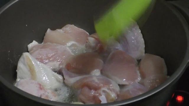 Курица в соусе смотреть онлайн