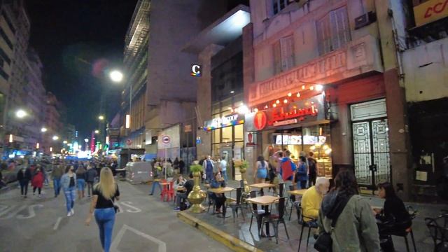 【4K】Buenos Aires Walk, La Noche de LAS LIBRERIAS - Av. CORRIENTES | [Buenos Aires Night, ARGENTINA] смотреть онлайн