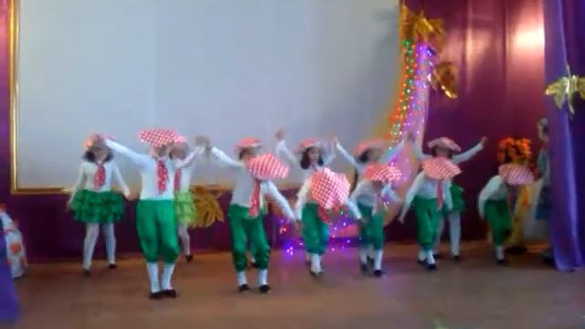Выступление на праздник осени в начальной школе Speech for the autumn festival in primary school смотреть онлайн