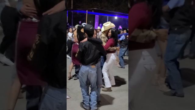 Dime por que, baile en exp. presa las virgenes rosales chihuahua domingo norteño sax 3 смотреть онлайн