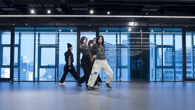 GOT the beat 갓 더 비트 'Stamp On It' Dance Practice смотреть онлайн