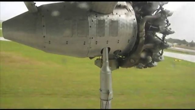 Grandpa Flies In A 1929 Ford Tri-Motor.mov смотреть онлайн