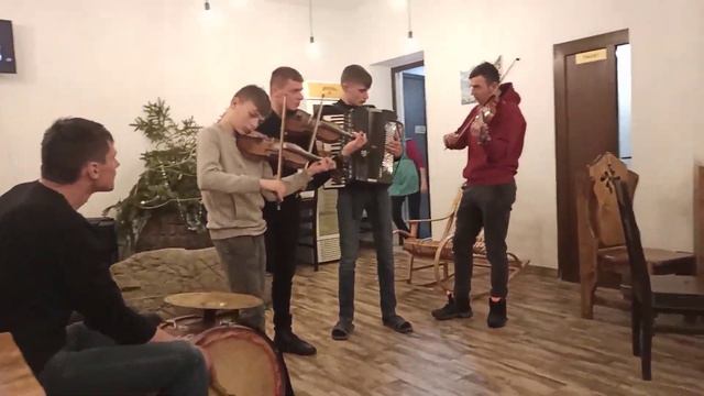 Коломийки смотреть онлайн