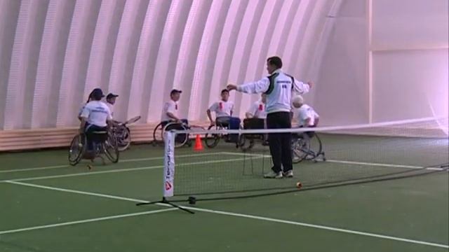 Открытие теннисного корта