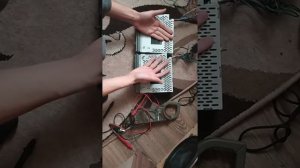 измеряем сопротивление на выходе колонок на алпайне, айве и пионере.