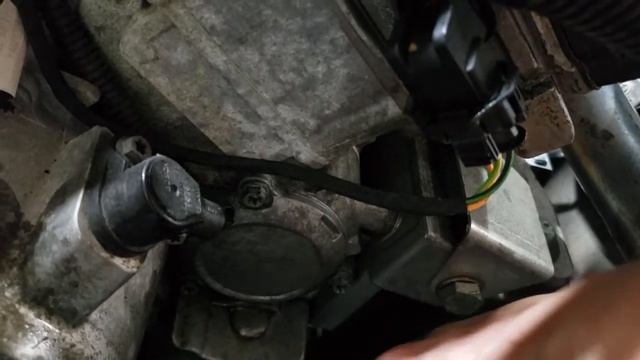 2010 Skidoo Skandic V-800 4 stroke oil change and zerk смотреть онлайн