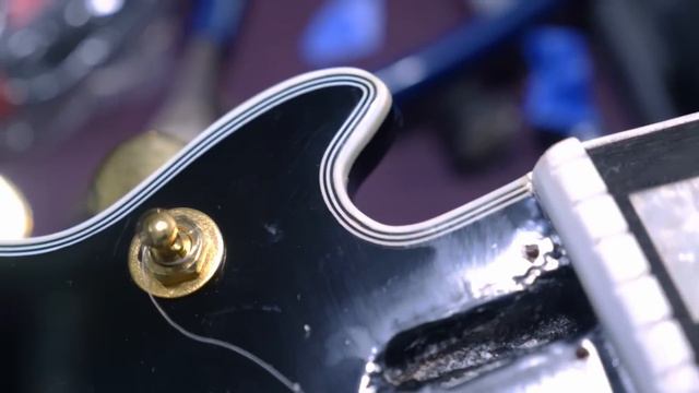 Courts Have Deemed This Chibson "Lawsuit Proof" | 2022 Meme Electric Guitar Review + Demo смотреть онлайн