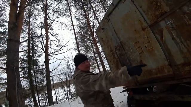 С КОРЕШОМ В ТАЙГУ НА МОТО СОБАКАХ \ РЫБАЛКА НА ТЫЧКИ \ НОЧЬ В ВАГОНЕ РЕСТОРАНЕ \ ГОЛАВЛЬ НА ЖИВЦА ! смотреть онлайн