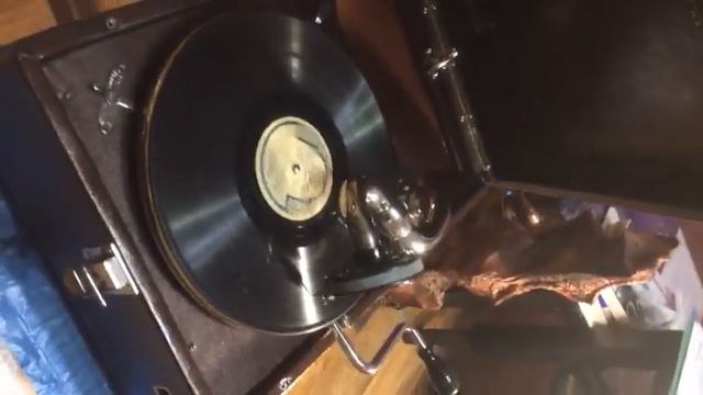Ремонт и реставрация патефонов и граммофонов смотреть онлайн