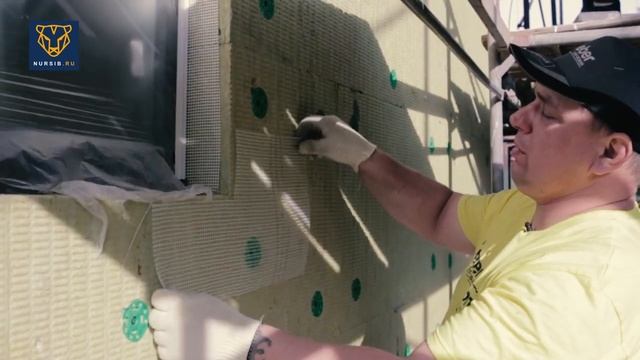 WEBER в гостях у НУРСИБ. Шеф-монтаж декоративного фасада по СФТК под надзором Олега Шварца смотреть онлайн