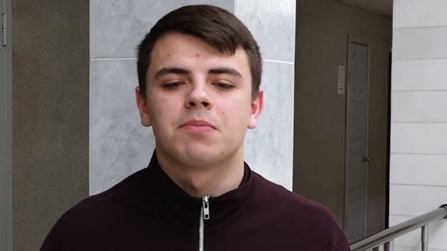 Даниил Мирошниченко читает стихи Белки Грибоедова смотреть онлайн