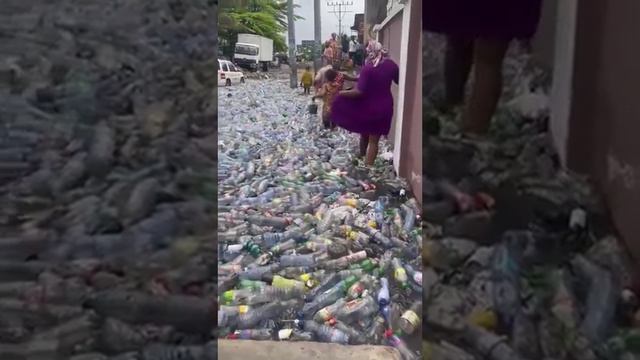 Вода в Африке... смотреть онлайн