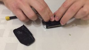 Как разобрать и поменять батарейку на ключе KIA CERATO 2019