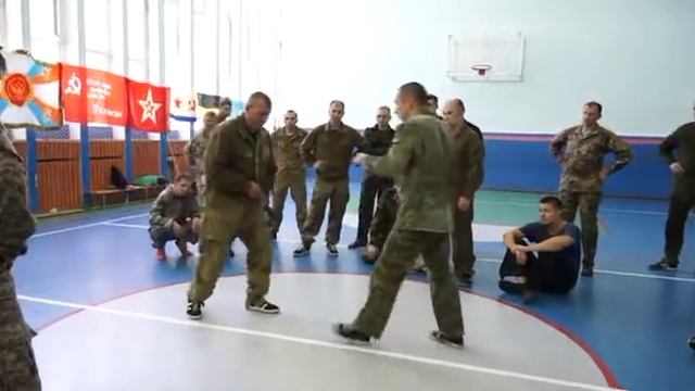 Работа против прямого удара ногой смотреть онлайн