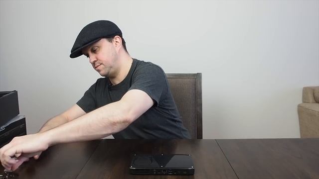 Intel Skull Canyon NUC - First Look at NUC6i7KYK смотреть онлайн