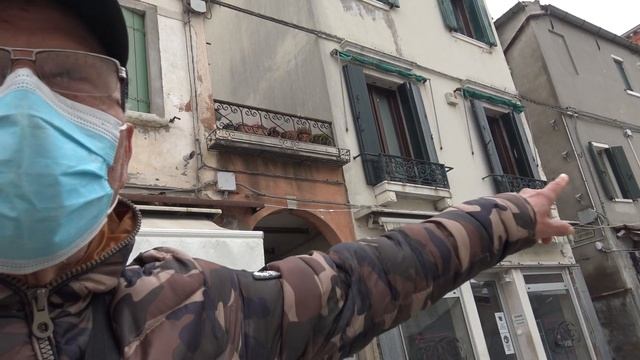 SEVERA PUNIZIONE PER L'INDIVIDUO CHE RUBAVA I GALANI IN RIVA VENA смотреть онлайн