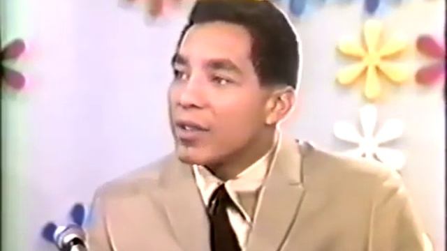 Motown TV ~ Rare Smokey Robinson appearance on The Mike Douglas Show | The Ret Network смотреть онлайн