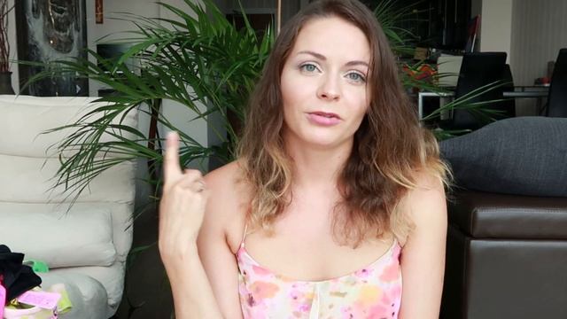 РАСПАКОВКА КУПАЛЬНИКОВ Victoria's Secret С ПРИМЕРКОЙ смотреть онлайн