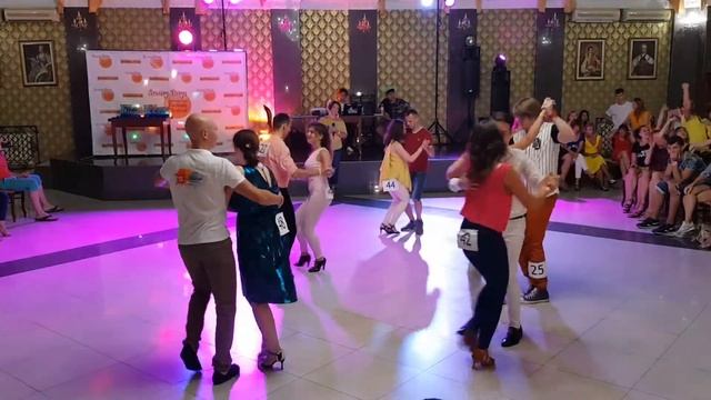 Sunny Days Bachata Jack & Jill 2018 - Intermediate Отбор - Третий заход 3 смотреть онлайн