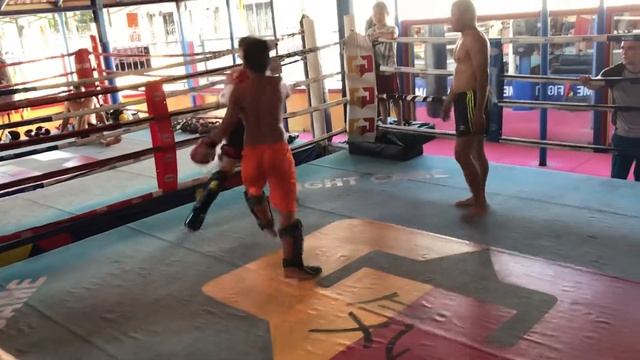 Golden Glory Pattaya Александр Леонов Тайский Бокс смотреть онлайн