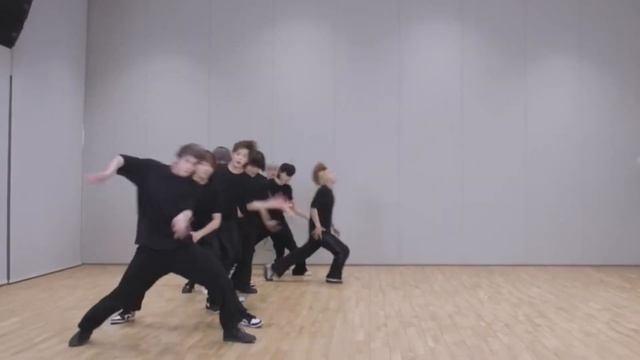 &TEAM - 'War Cry' Dance practice Mirrored смотреть онлайн