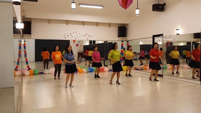 Senorita Bachata - Line Dance смотреть онлайн