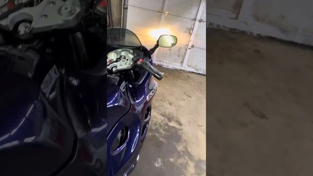 SUZUKI GSX750F KATANA 1999г смотреть онлайн