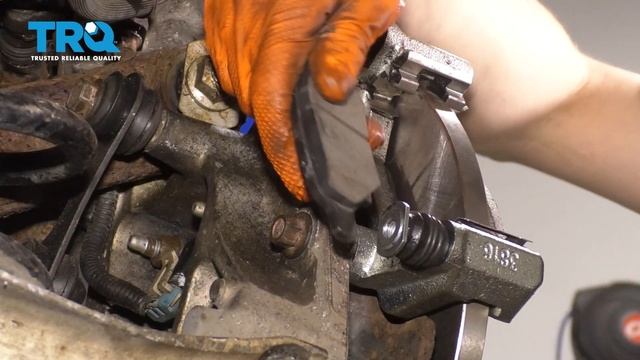 How to Replace Rear Brake Caliper 2007-2009 Saturn Aura смотреть онлайн