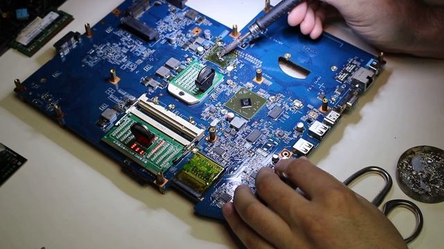 111 Ремонт ноутбука Acer Aspire 7540G MS2278 - как продиагностировать отвал северного моста. смотреть онлайн