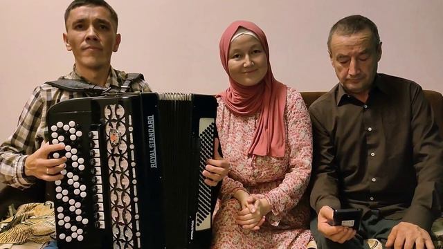 "Ялан сәскәләре". отрывок из песни. Салават Низаметдинов смотреть онлайн