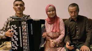 «Ялан сәскәләре». отрывок из песни. Салават Низаметдинов