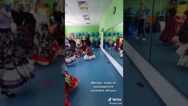 Учат цыганские танцы смотреть онлайн