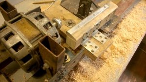 Токарный станок по дереву своими руками. Как сделать простой токарный станок.