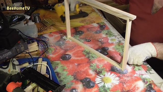 ... опять я не как все !!! Натягивание проволоки на 300 рамки смотреть онлайн