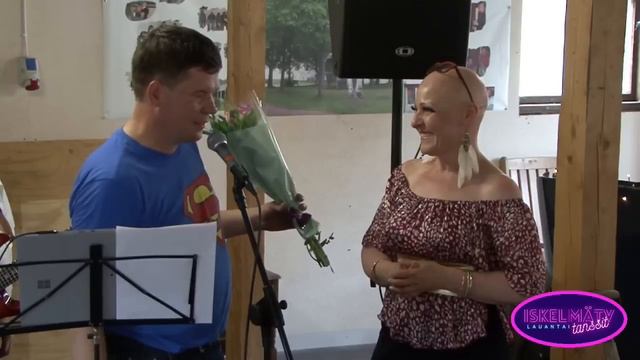 IskelmäTVn lauantaitanssit Maajussi-Kallen kotitilalla 1.7.2023 смотреть онлайн